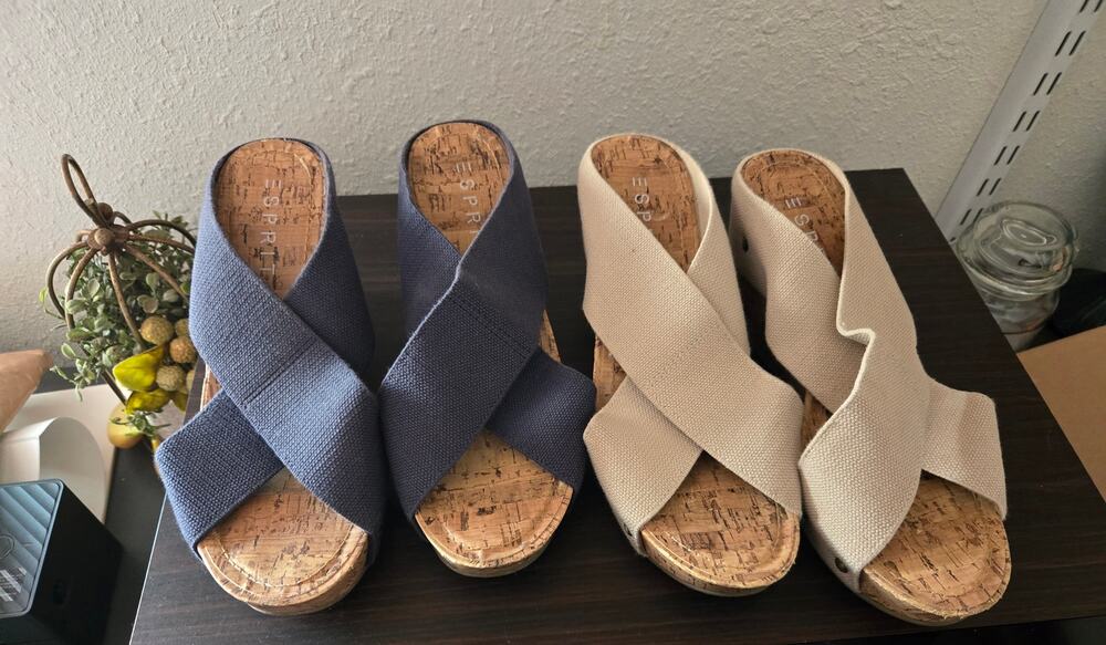 Esprit wedges 2 pair